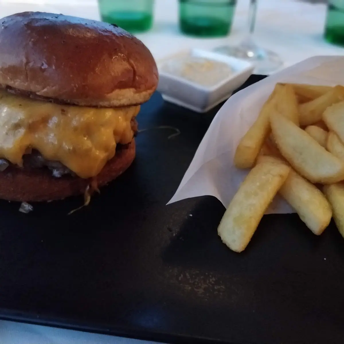 Burger MKT Trüffellioli