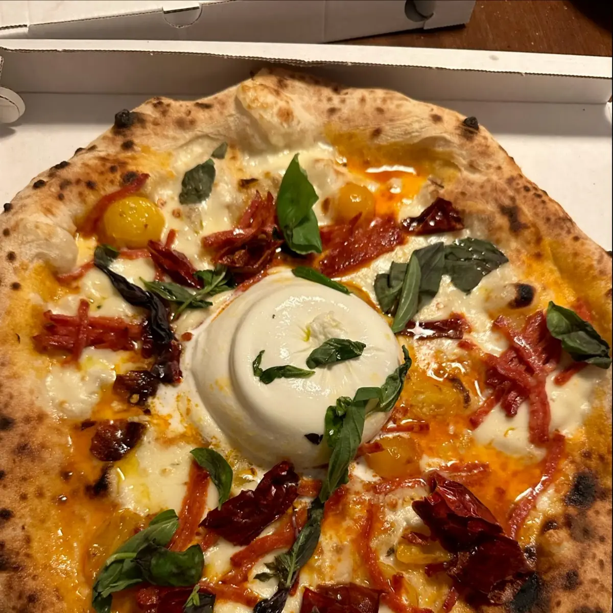 Pizza Vesuvio
