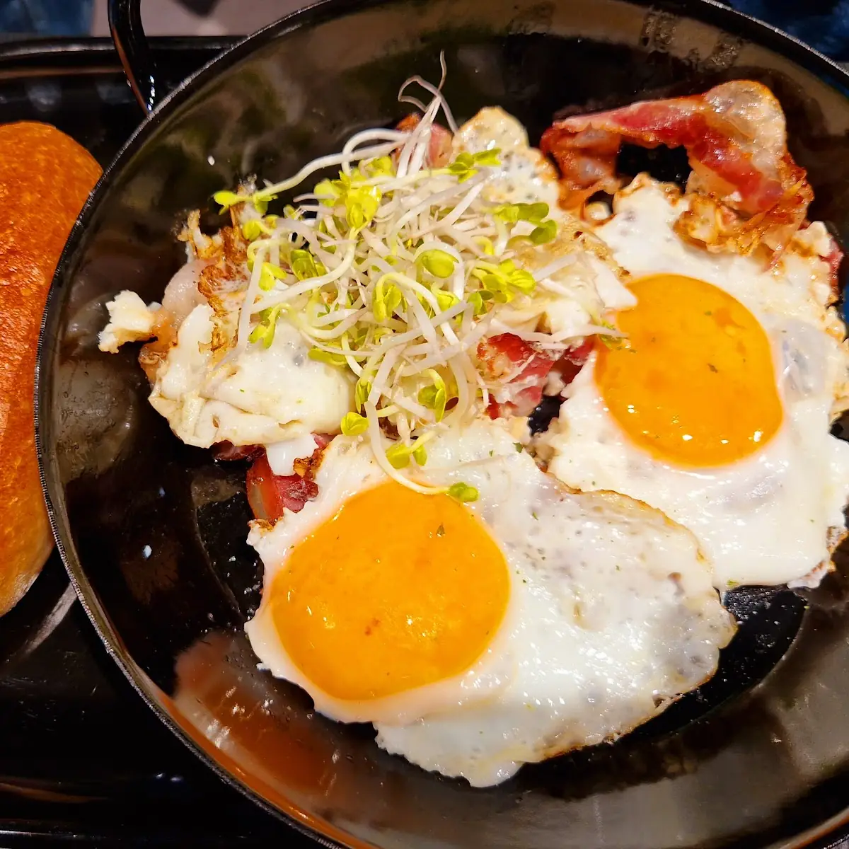 Spiegeleier Mit Speck