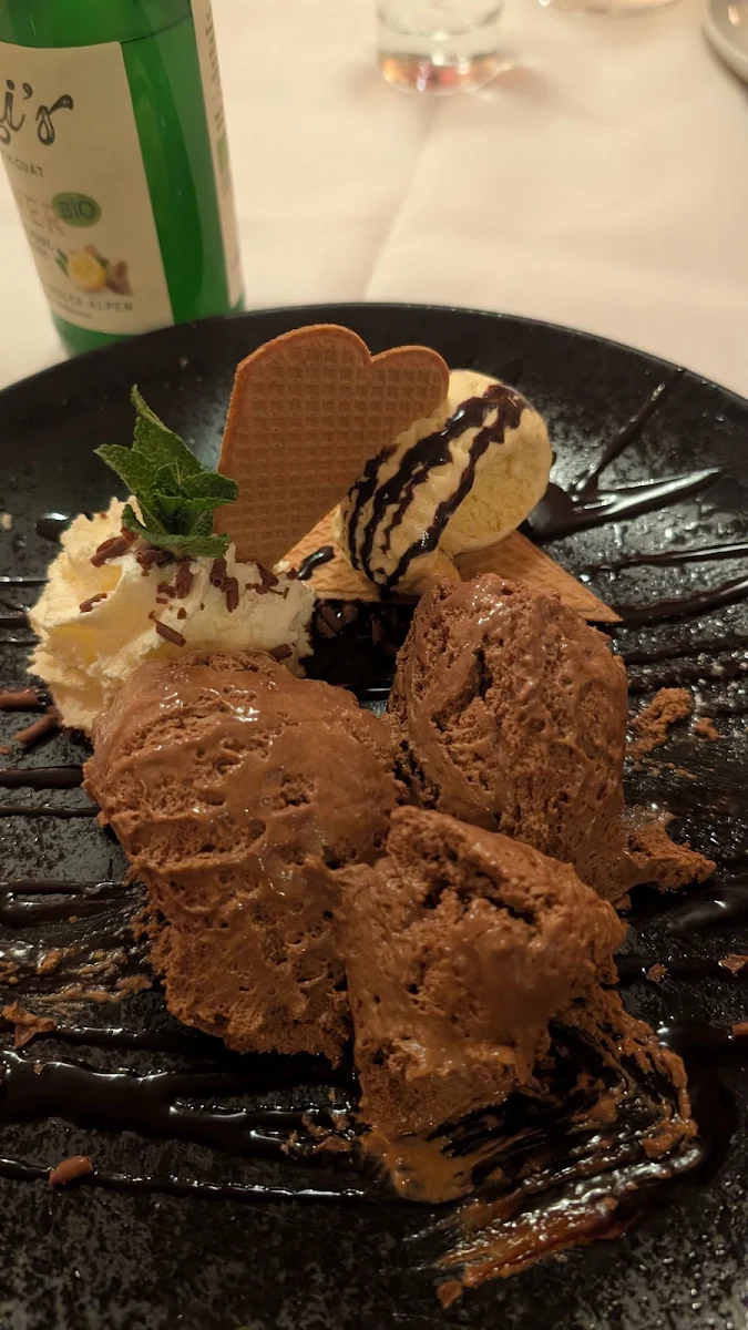Mousse Au Chocolat