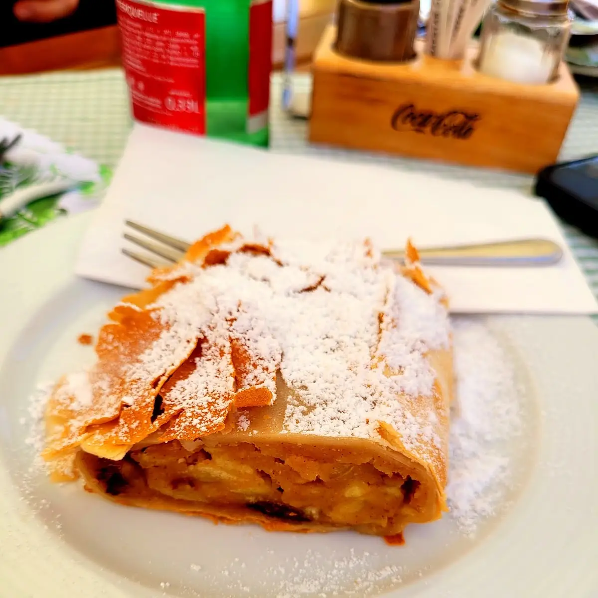 Apfelstrudel Mit Vanillesauce
