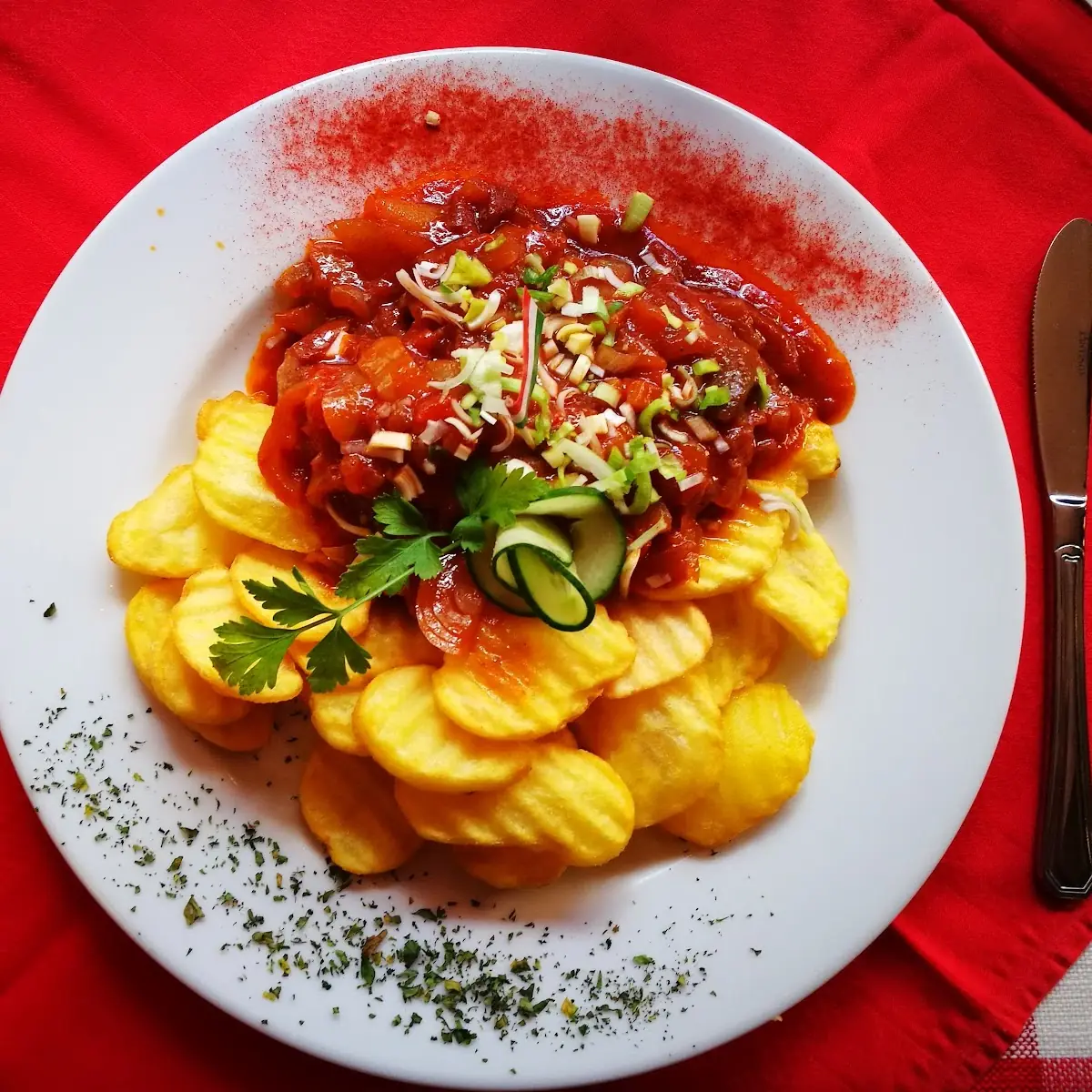 Letschogemüse Wedges Kartoffeln Und Salate