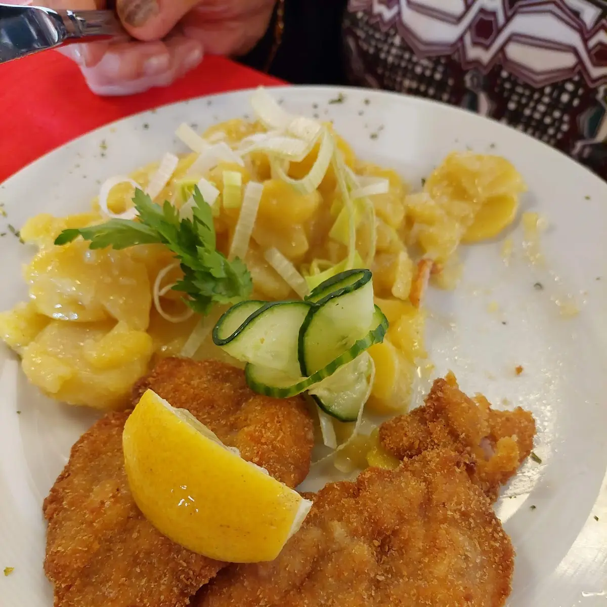 WR Schnitzel Mit Erdäpfelsalat