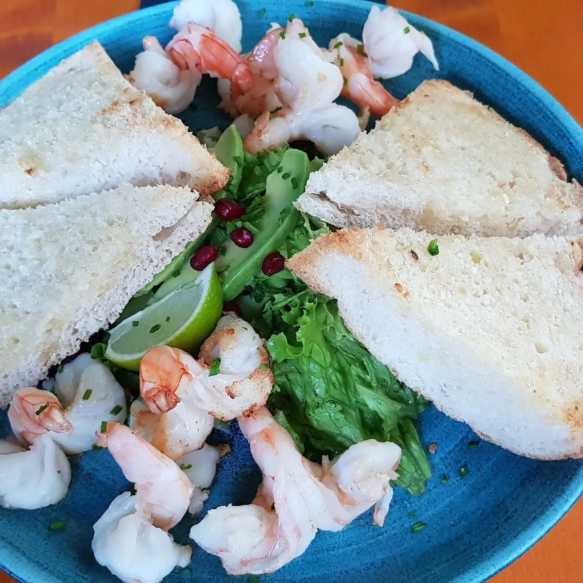 Riesengarnelen Mit Weissbrot