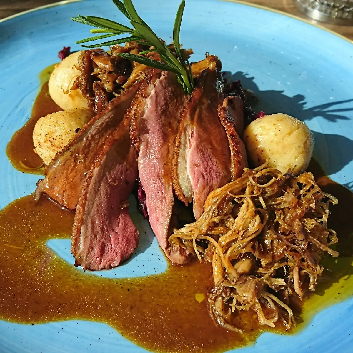 Ente - Confit Und Rosa Gebraten Mit Maroni-rotkraut