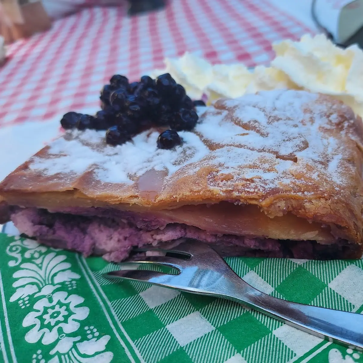 Heidelbeerstrudel