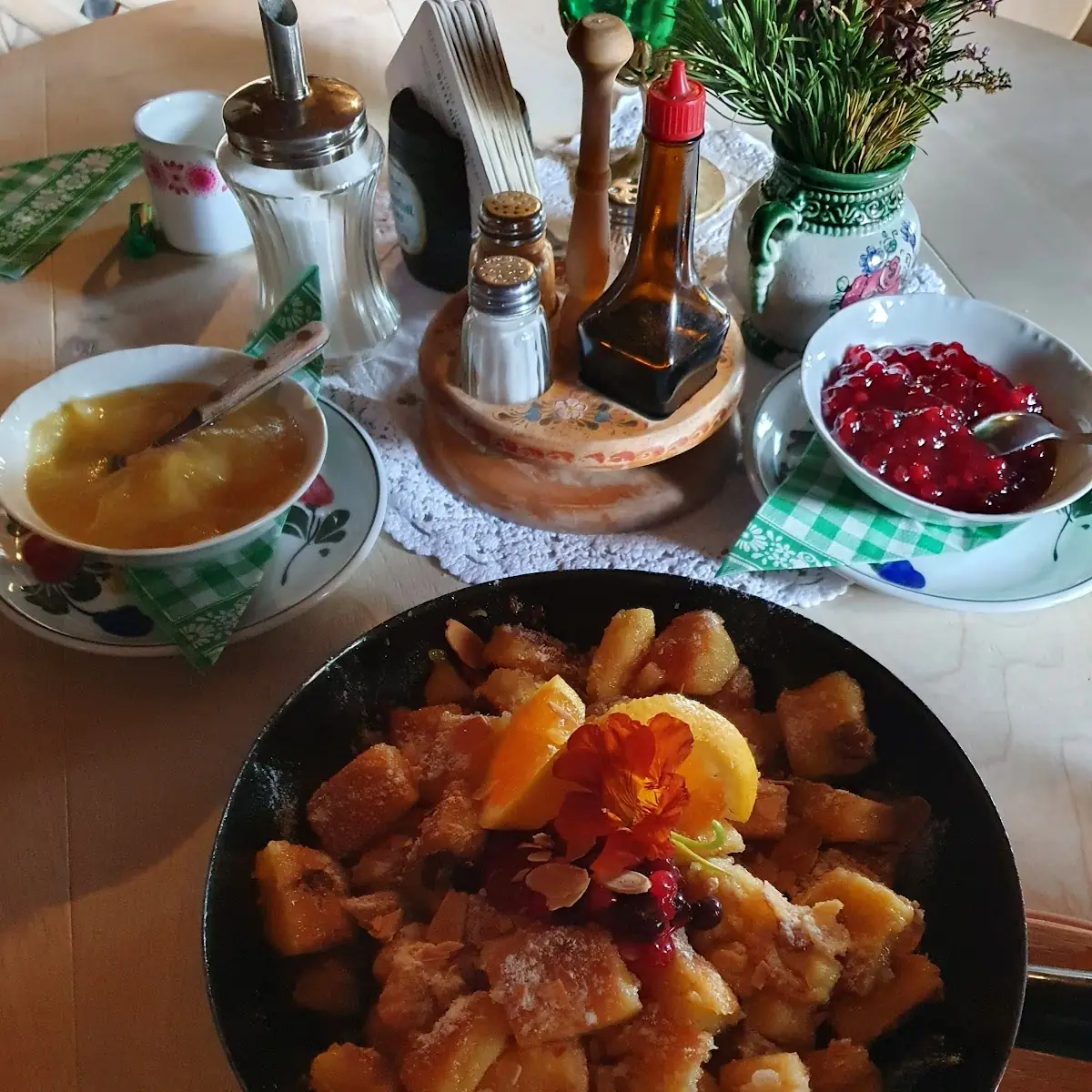 Kaiserschmarrn Apfelmus
