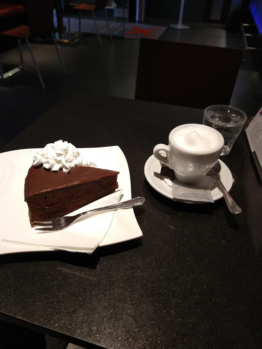 Sachertorte Melange