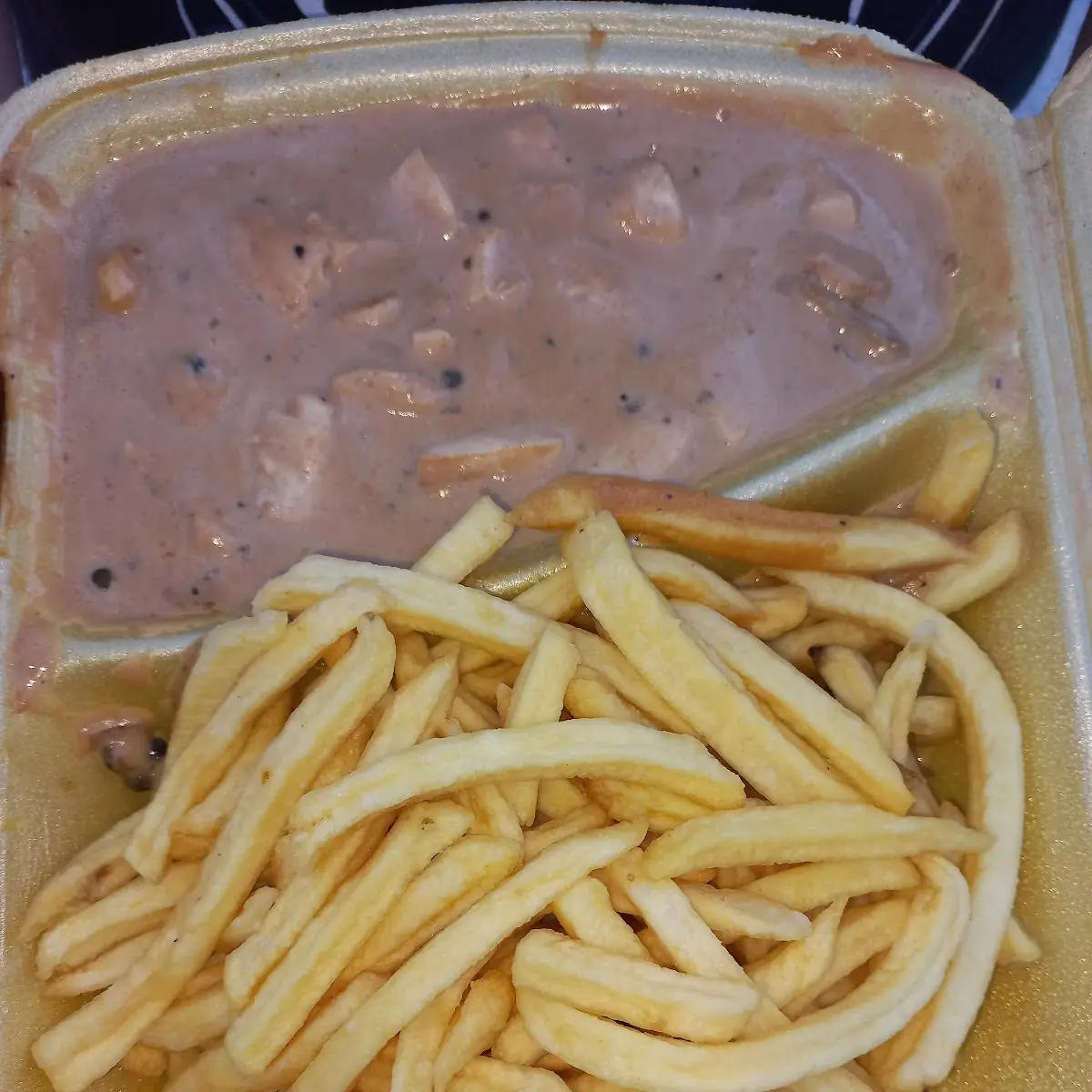 Geschnetzeltes Mit Spätzle Die Waren Aus