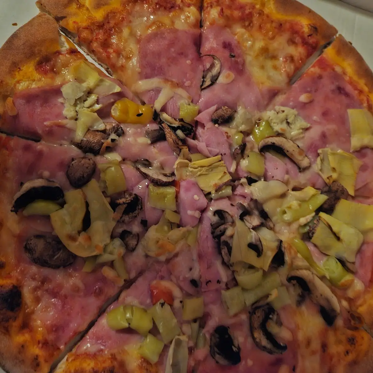 Pizza Capricciosa