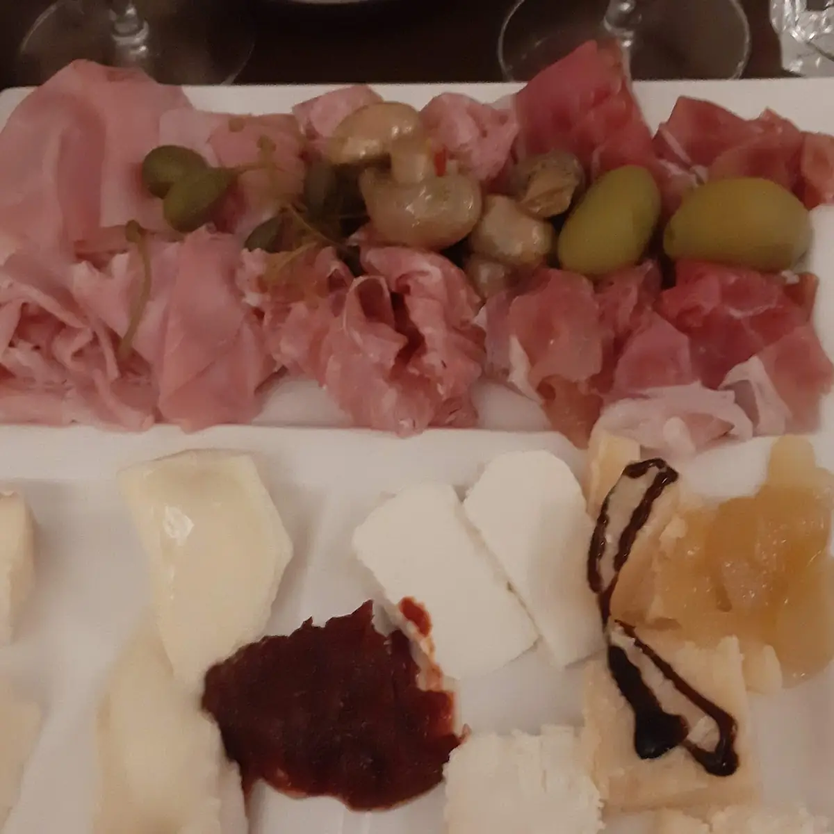 Salumi E Formaggi