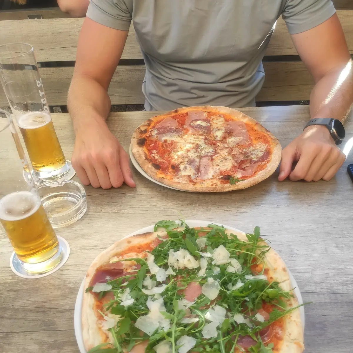 Jede Pizza