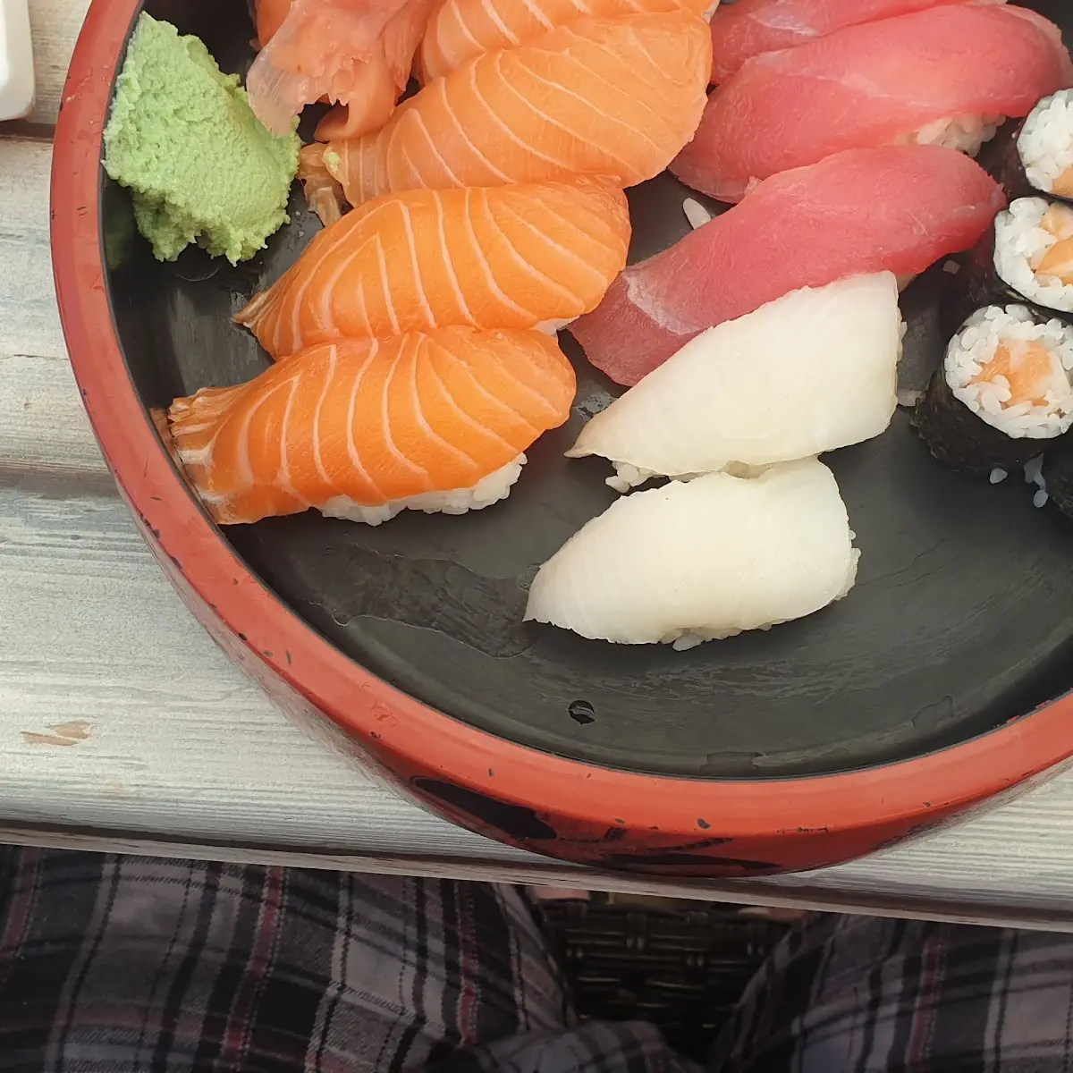 Lachs-butterfisch Sushi