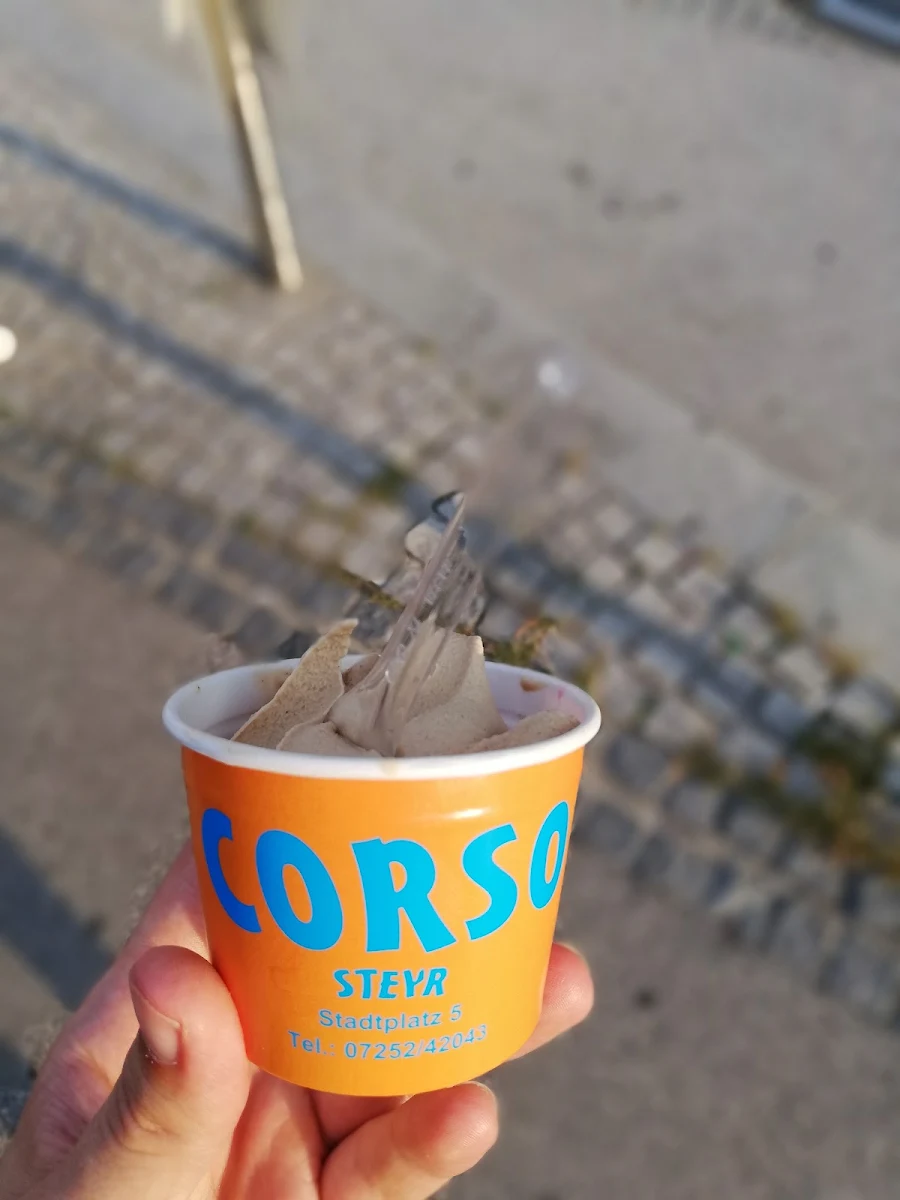 Eis Im Becher
