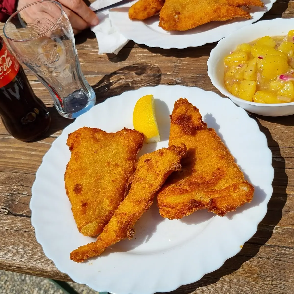 Kabeljaufiletgebacken Mit Frischem Kartoffelsalat