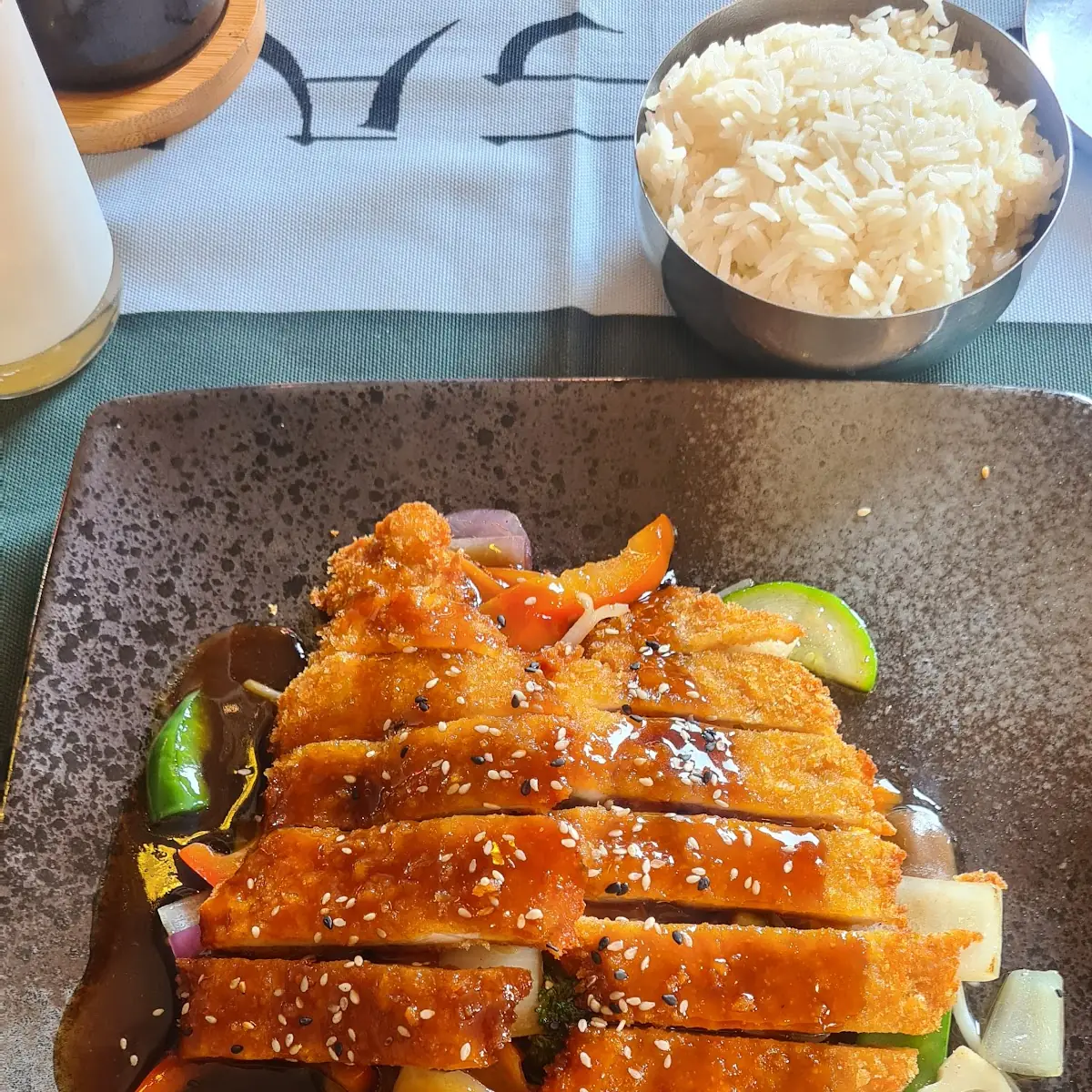Korean Crispy Chicken Menü Mit Reis Und Vorspeise