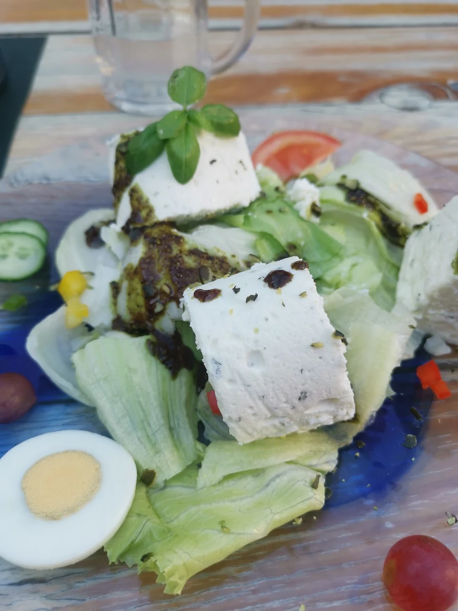 Schafskäse Terrine Auf Blatt Salat