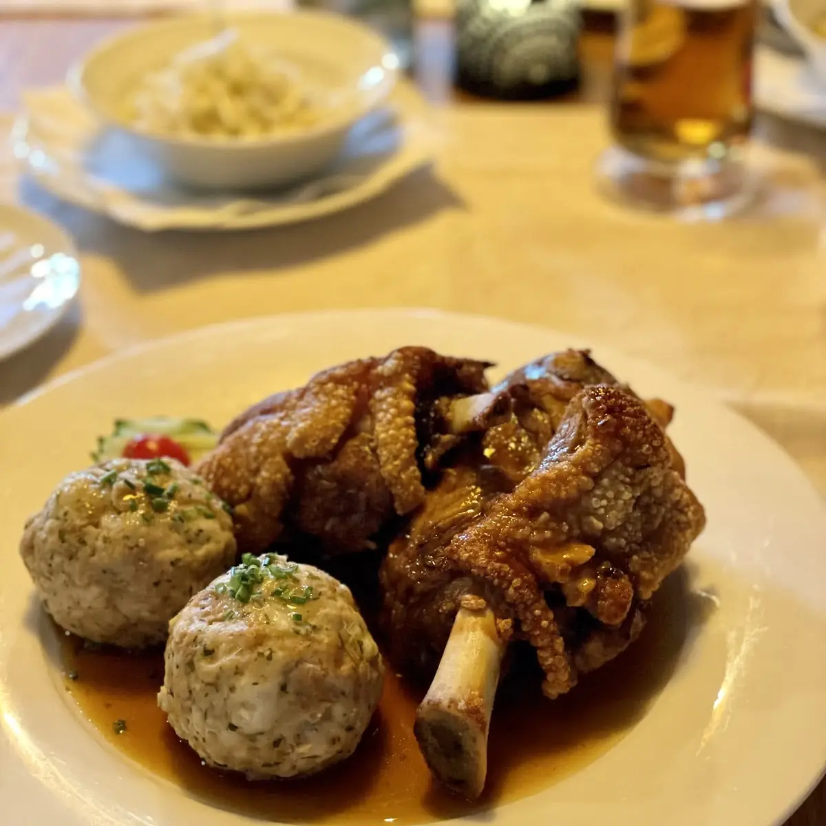 Gulasch Mit Semmelknödeln