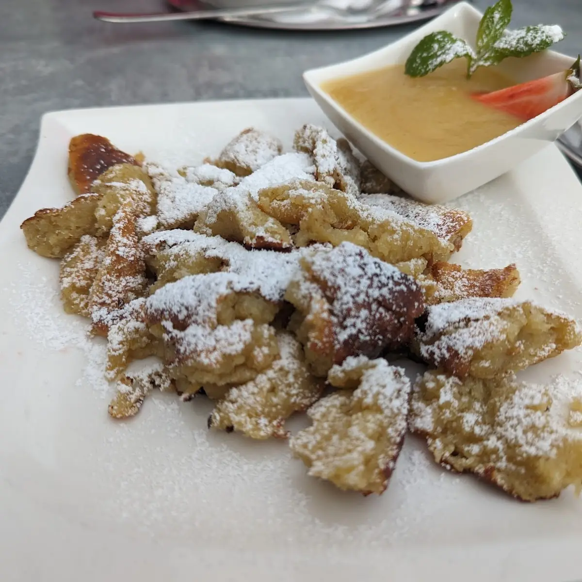 Kaiserschmarrn Mit Apfelmus