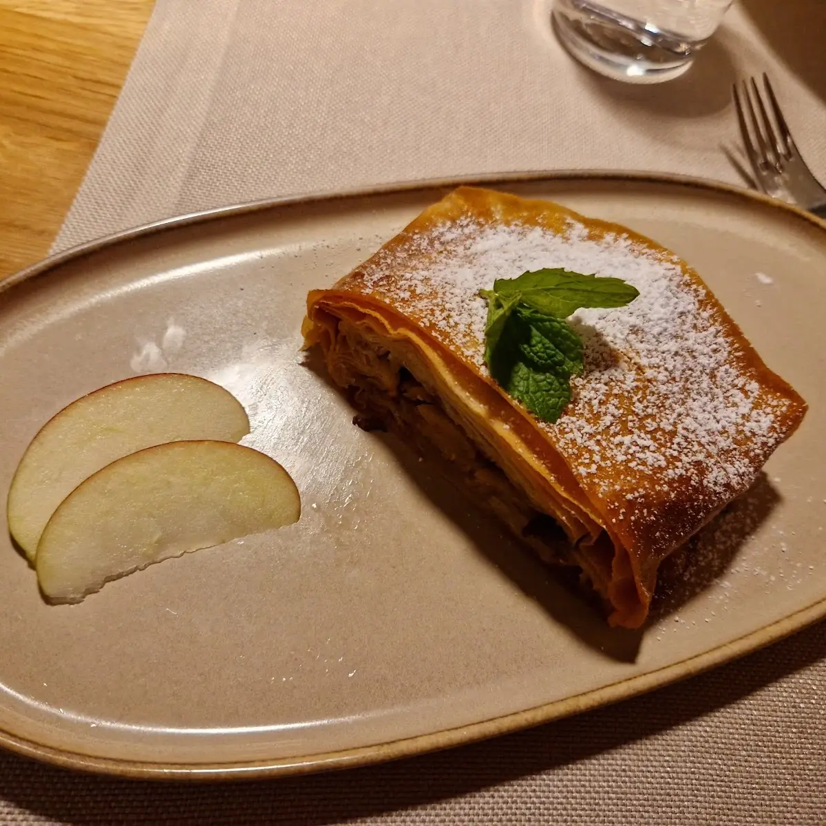Apfelstrudel