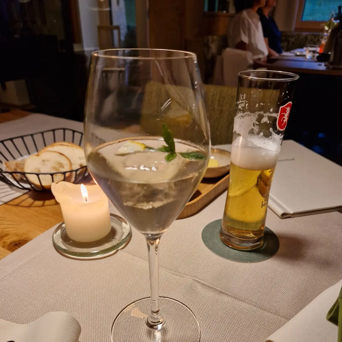 Sekt Und Bier