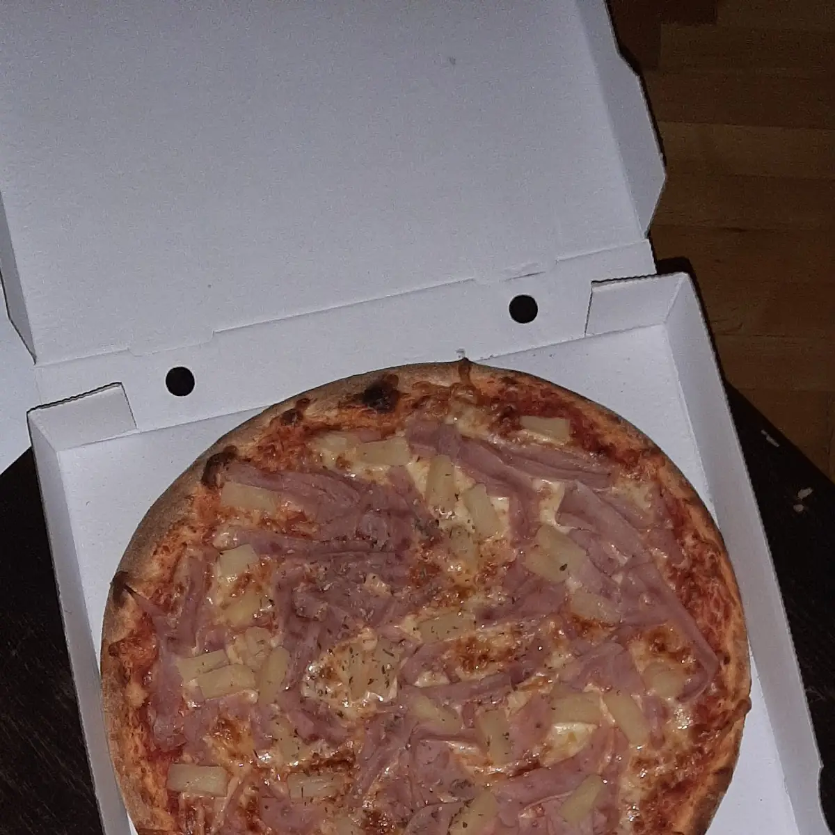 Pizza Hawaii & Pizzabrot Mit Spinat Und Zigenkäse