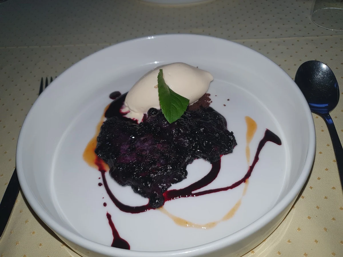 Schwarzbeerbuffer Mit Buttermilchnoken