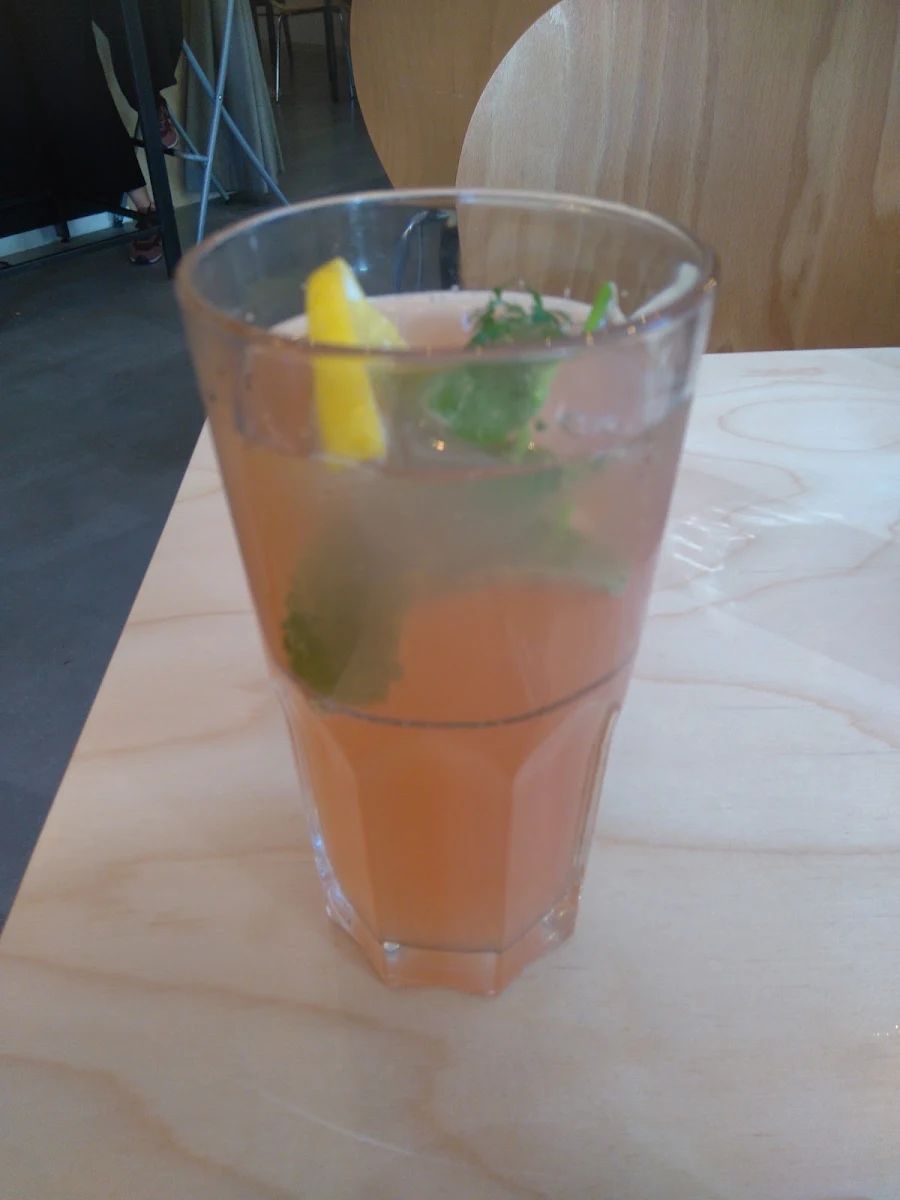 Hausgemachte Limonade
