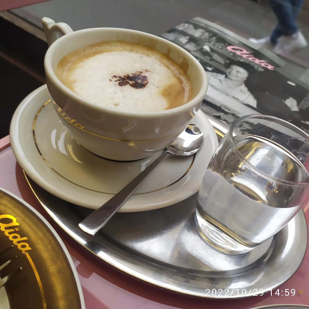 Americano E Sacher