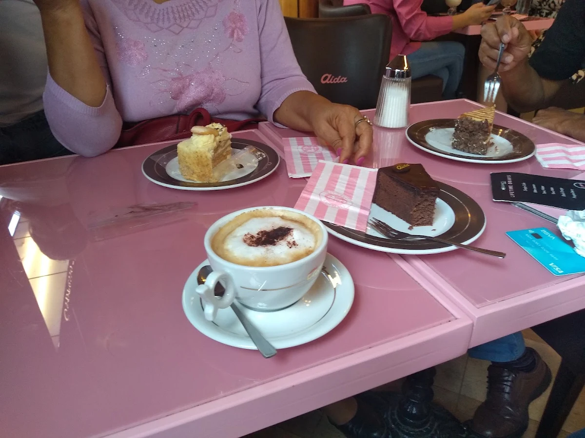 Diferent Cakes Sell by the Slice and by thw