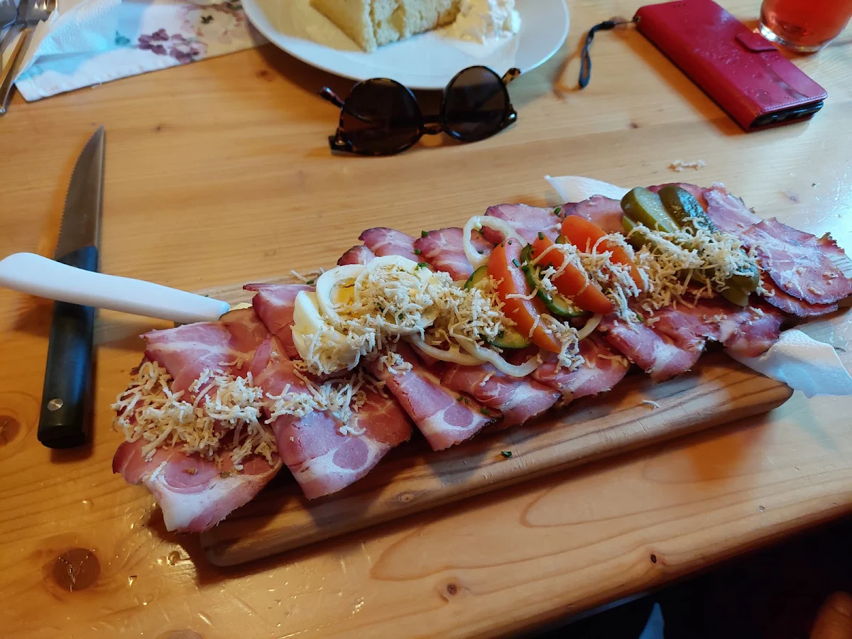 Brot Mit Geselchten Gsöchtn