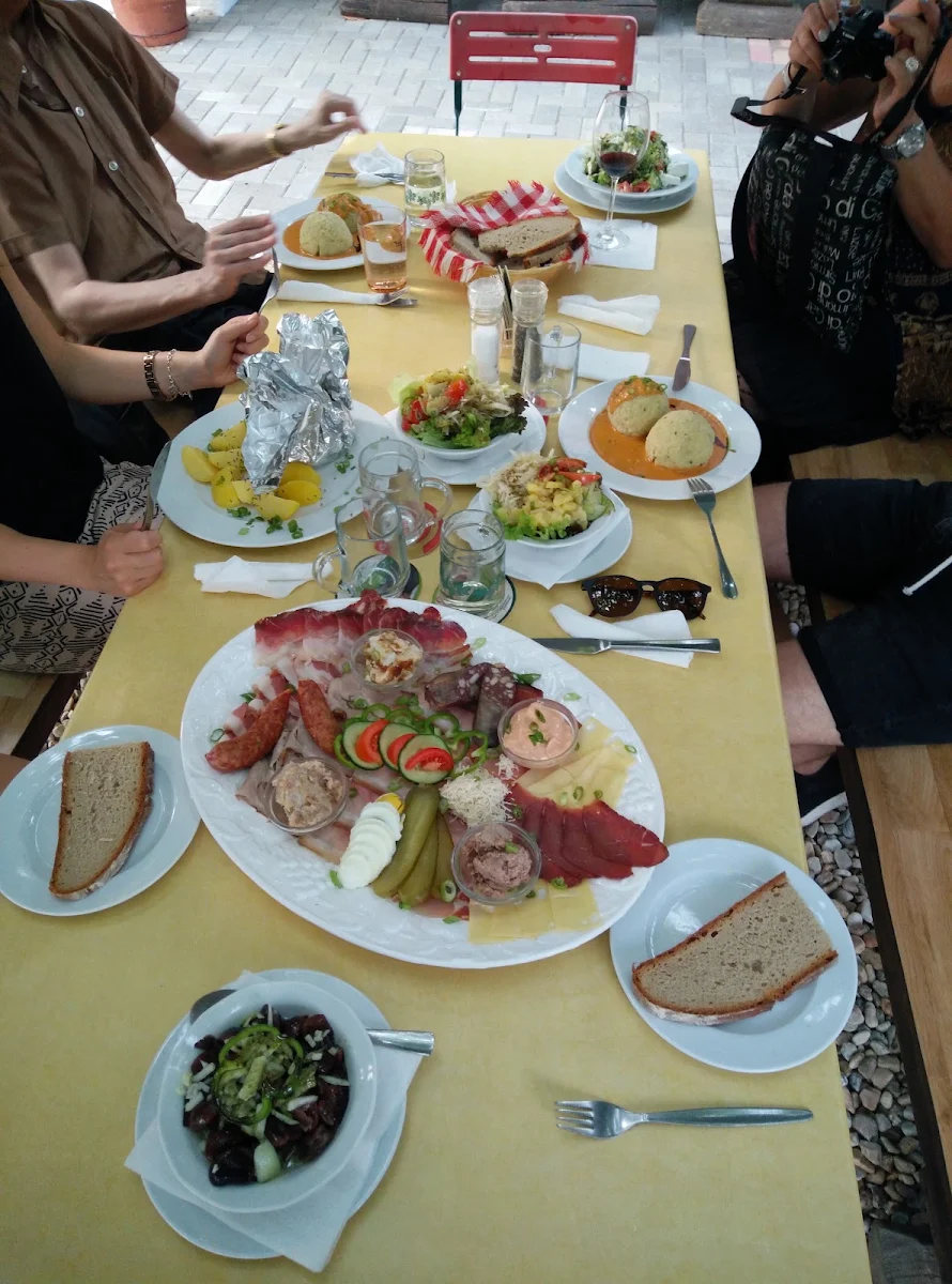 Gebackener Schafskäse