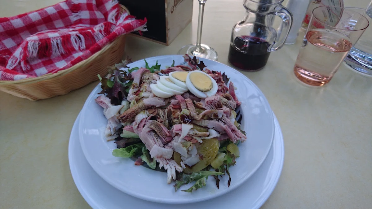 Kuruzzen-salat