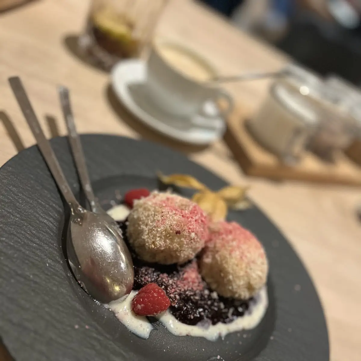 Topfen Nugatknödel