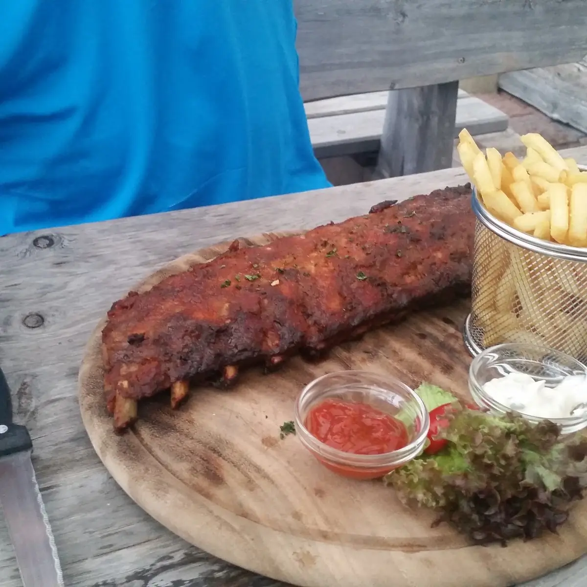 Spareribs Mit Pommes