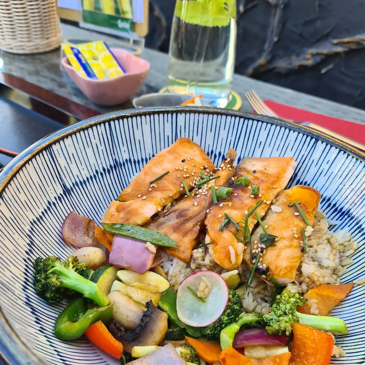 Sake Donburi