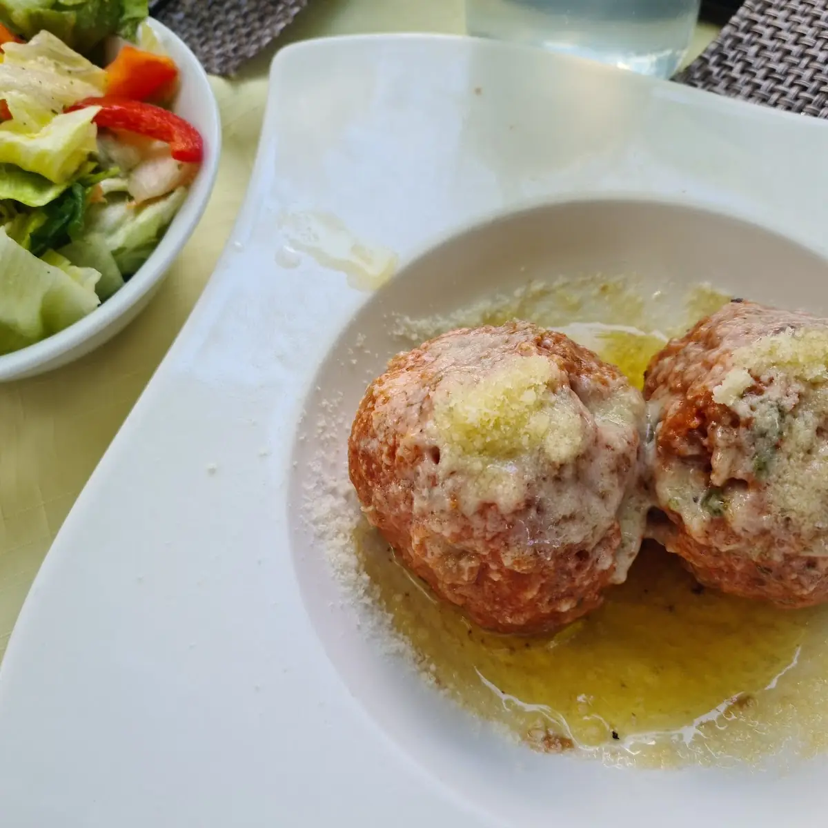 Tomaten Mozzarella Knödel