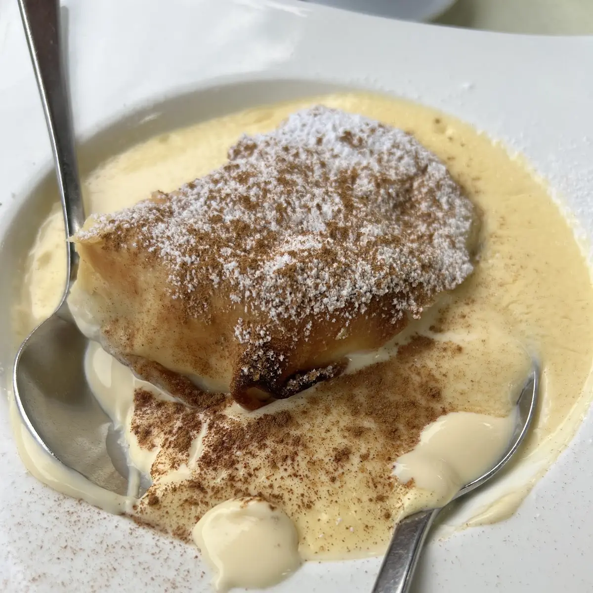 Topfenstrudel Mit Vanillesauce