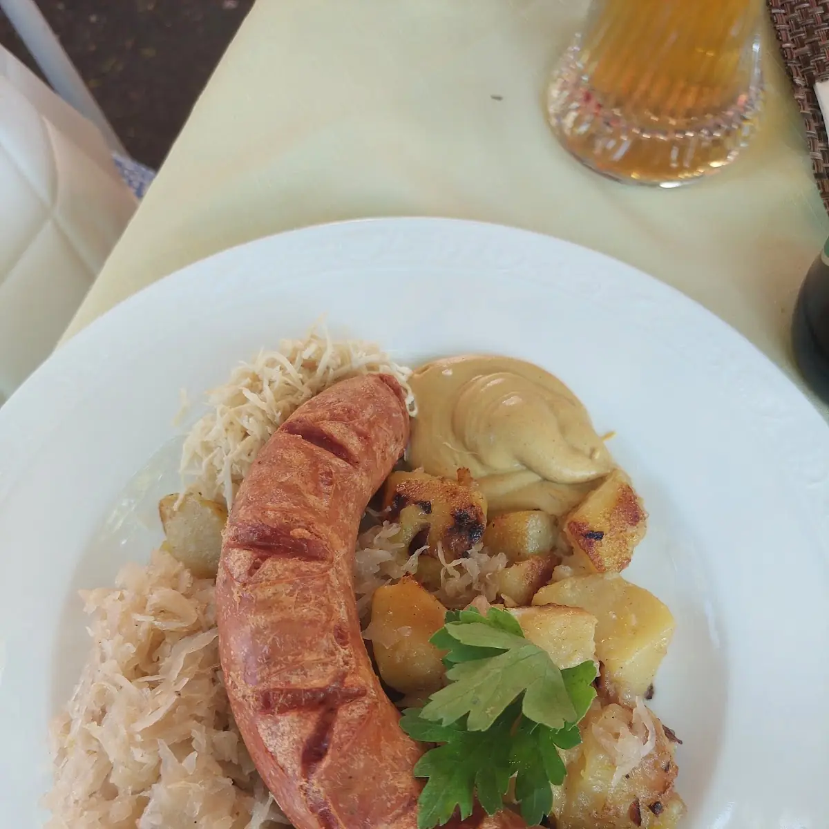 Wiener Würstchen Mit Sauerkraut