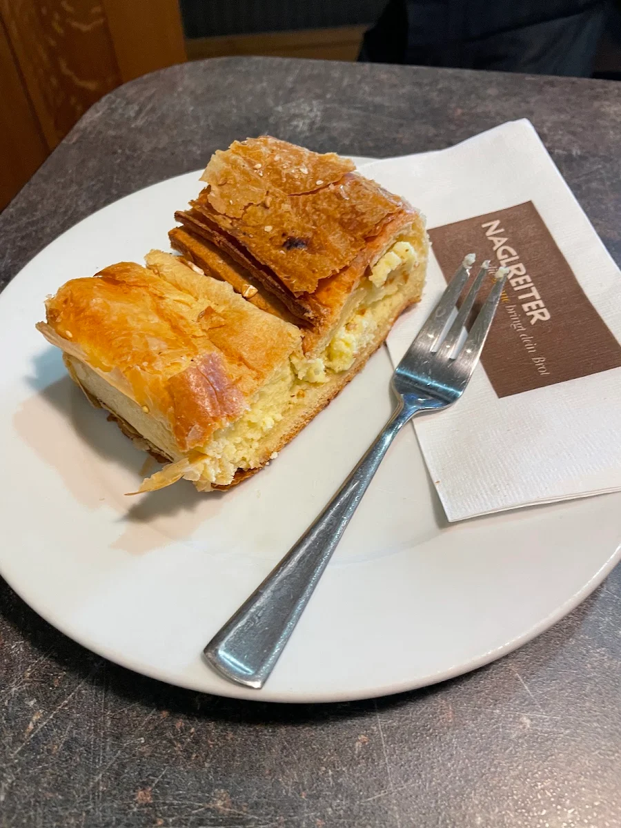 Topfenstrudel