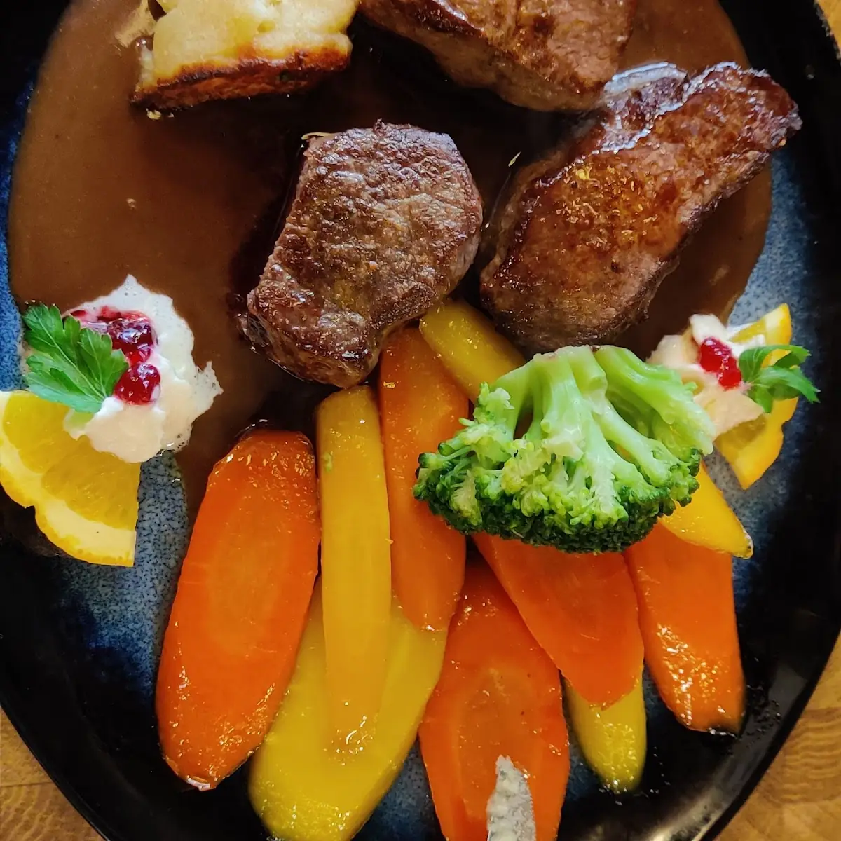 Hirschsteak In Rotwein Sauce