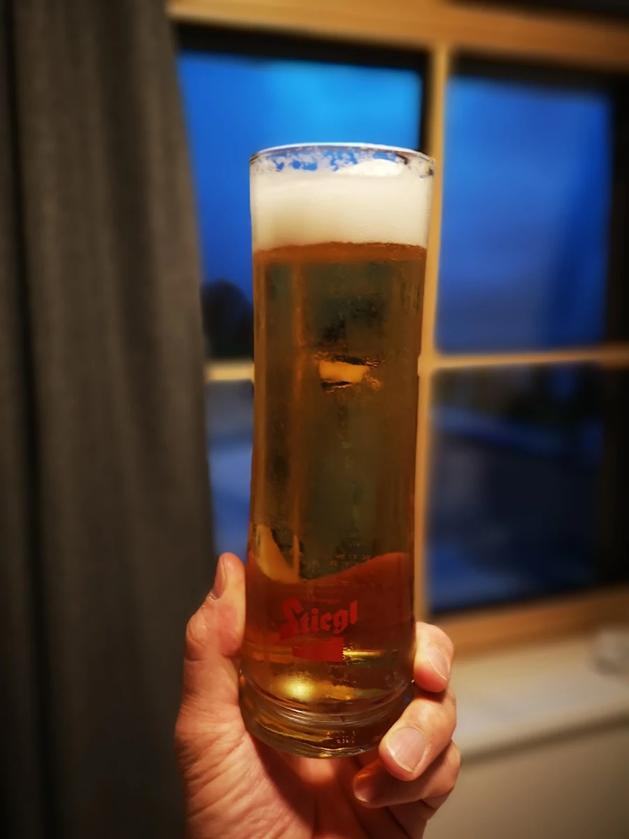 Frisch Gezapftes Stiegl Bier Aus Salzburg