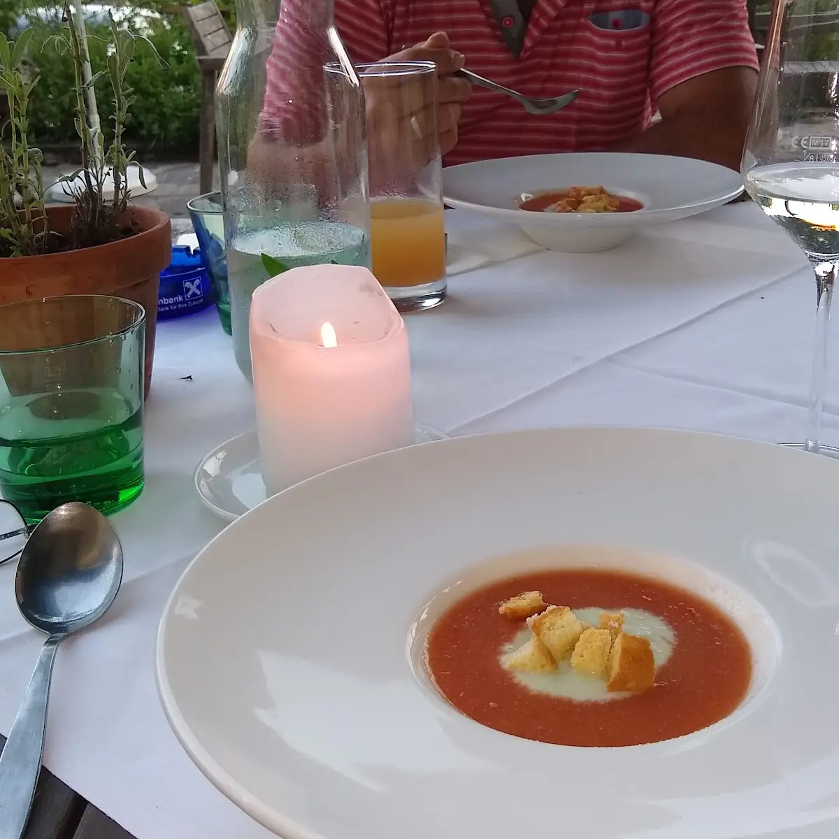 Kalte Tomatensuppe Mit Gurkenschaum