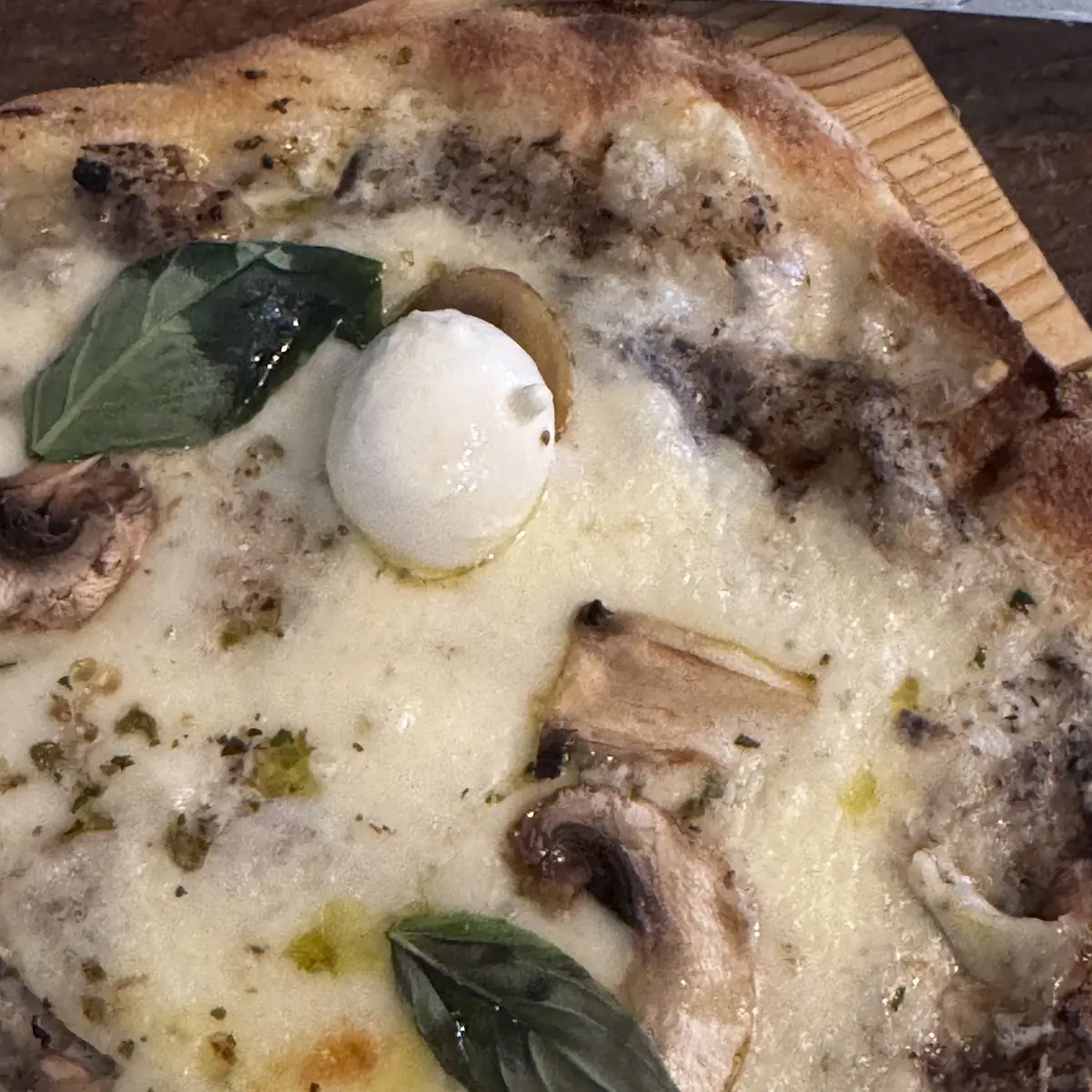 Pinsa Mit Trüffel