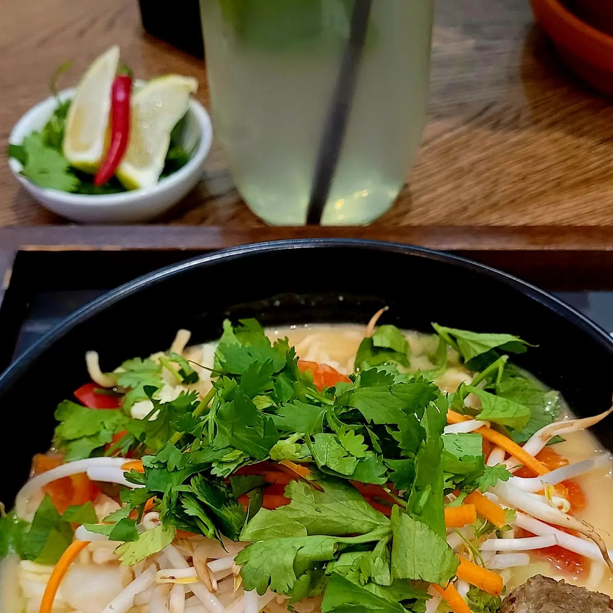 Tom kA Gai