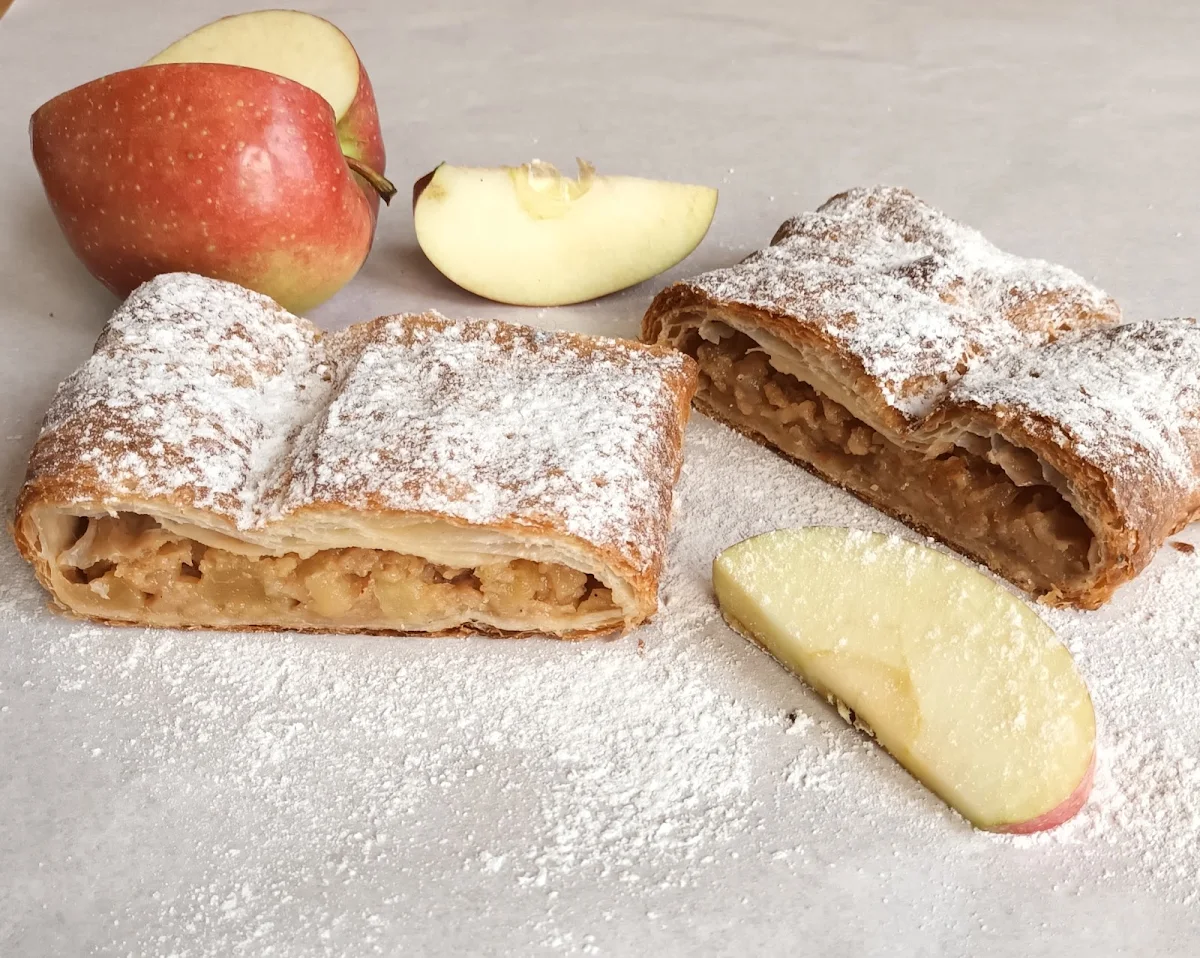 Apfelstrudel