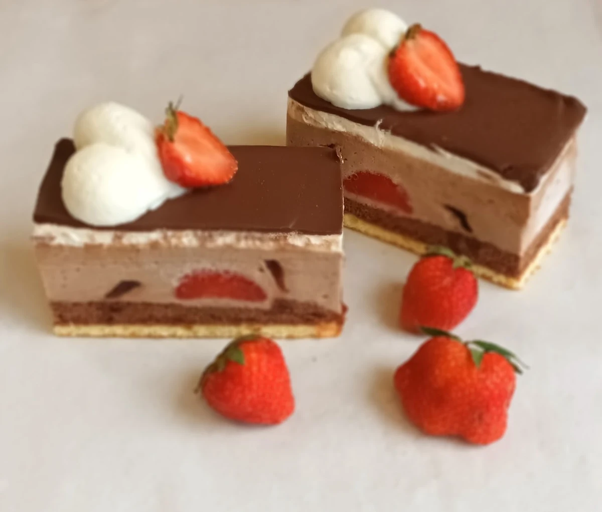 Erdbeersouffle Schnitte