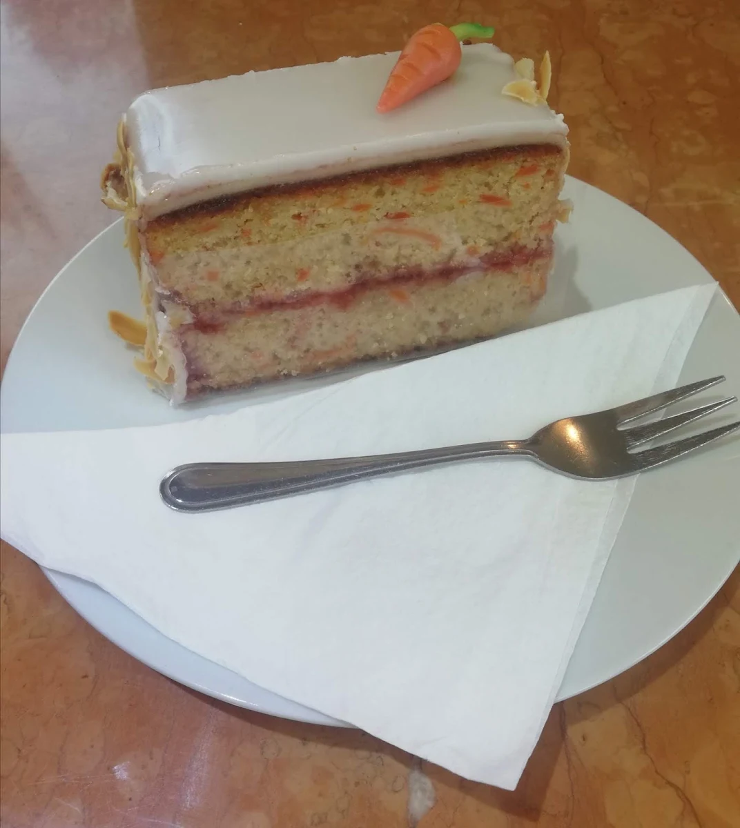 Karotten - Mandel - Schnitte
