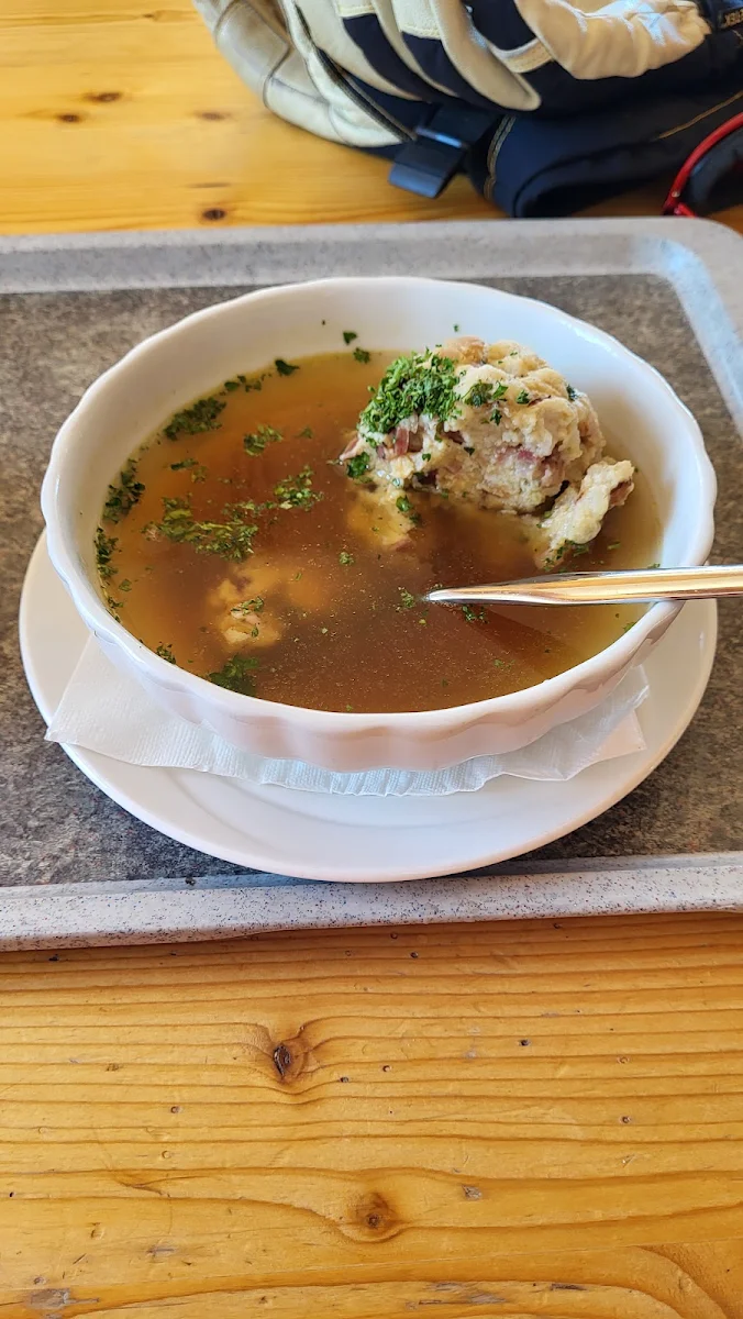 Speckknödelsuppe