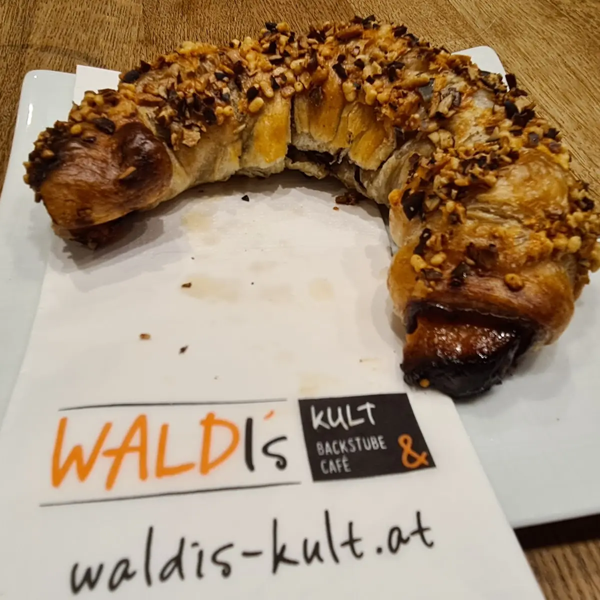 Kürbis-kipferl Mit Käse Überbacken